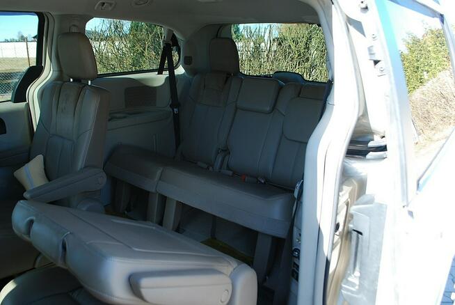 Chrysler Town &amp; Country Nowa instalacja gazowa LPG. Słupsk - zdjęcie 12