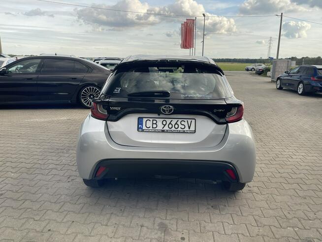 Toyota Yaris Salon PL Hybryda Automat Klimatyzacja Kamera Gliwice - zdjęcie 3