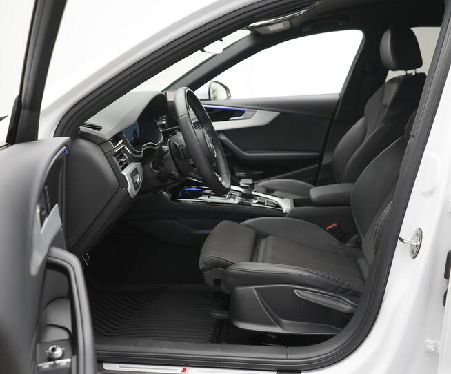 Audi A4 40 TDI 204KM S-Line VirtualPlus  Kamera 360 Nav Kielce - zdjęcie 12