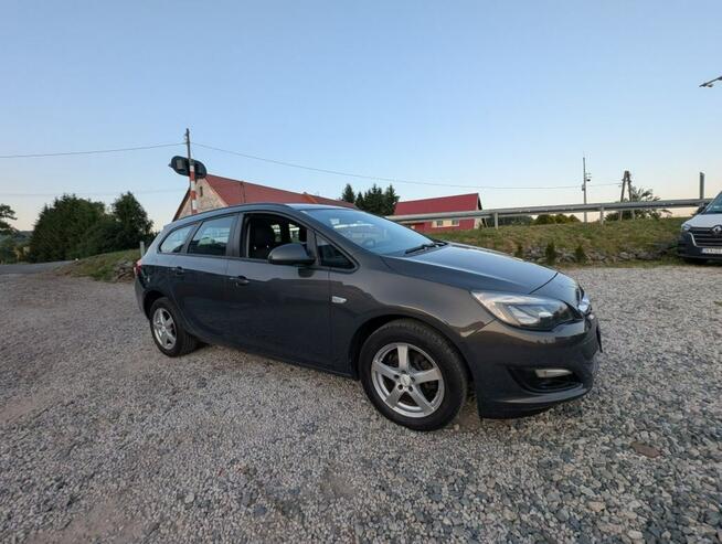 Opel Astra Sports Tourer Kamienna Góra - zdjęcie 4