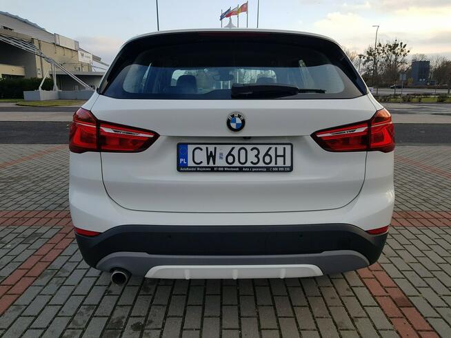 BMW X1 2.0d Sport Line Navi Skóry Zarejestrowany Gwarancja Włocławek - zdjęcie 6