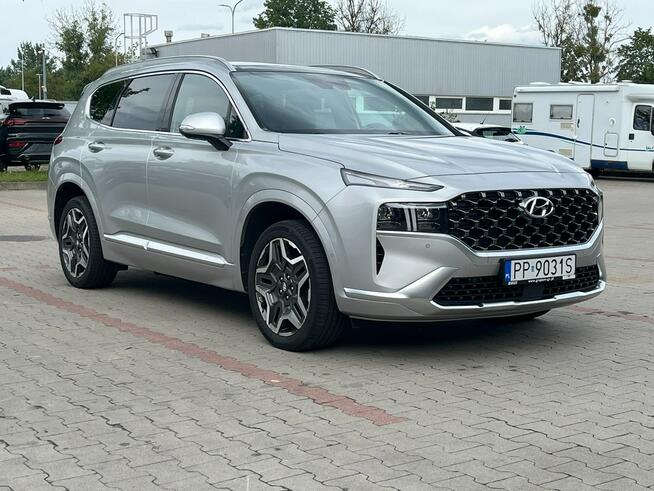 Hyundai Santa Fe w wersji Platinum z Napędem na Cztery Koła Piła - zdjęcie 7