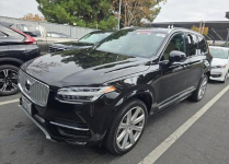 Volvo XC 90 INSCRIPTION / AWD / T6 / niski przebieg