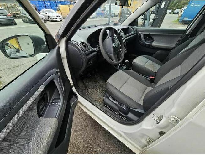 Skoda Fabia II – sprzedaż syndyka Brzezie - zdjęcie 6
