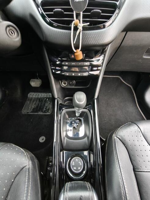 Peugeot 2008, 2017r 1.2 benzyna Pasłęk - zdjęcie 5