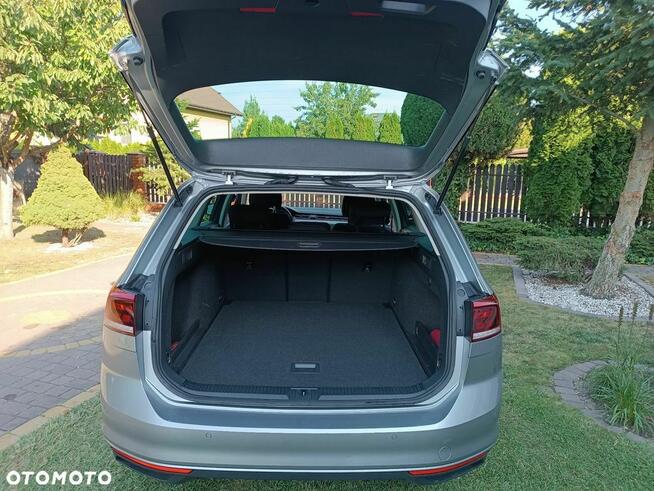 Volkswagen Passat 2.0 TDI EVO Business DSG Płock - zdjęcie 11