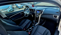 Hyundai i30 Pedantyczny Stan! Prywatnie! Niski przebieg! Zamiana też! Zduńska Wola - zdjęcie 8