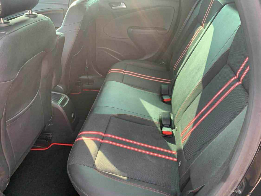 Opel Crossland X 1.2 benzyna 110 km.GS-LINE  Rok prod.2022 Turek - zdjęcie 5