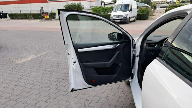 Škoda Octavia 1.6 TDI 115 koni Nawigacja Klimatronik możliwa ZAMIANA Rawa Mazowiecka - zdjęcie 10