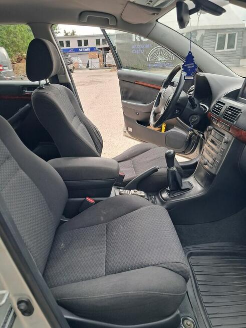 Toyota Avensis 2.0 D-4D Ostrołęka - zdjęcie 6