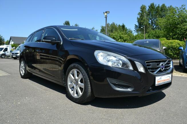 Volvo V60 Nawigacja*Climatronic*Serwis*LED*Automat 2.0T 203KM Częstochowa - zdjęcie 2