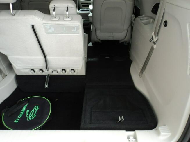 Sprzedam ładnego CHRYSLERA PACIFICE 3.6 HYBRYDA Lublin - zdjęcie 11