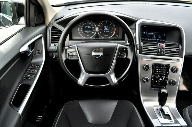 Volvo XC 60 2,0 163KM_D3_Automat_Xenon_Led_4 x Grzane_Parktronik Płock - zdjęcie 6
