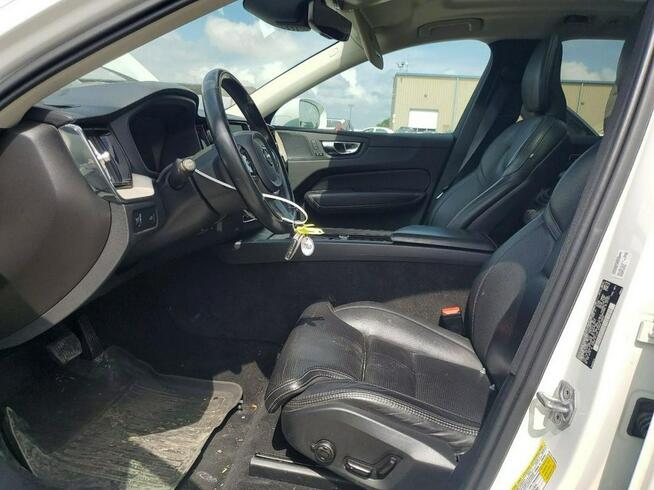 Volvo XC 60 / 4x4 / Najbogatsza wersja INSCRIPTION / niski przebieg Warszawa - zdjęcie 7
