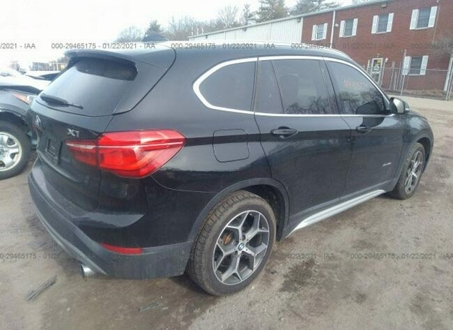 BMW X1 2017, 2.0L, 4x4, uszkodzony bok Słubice - zdjęcie 4