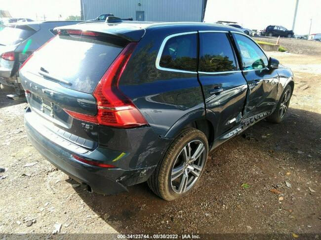 Volvo XC 60 2018, 2.0L, 4x4, od ubezpieczalni Sulejówek - zdjęcie 4