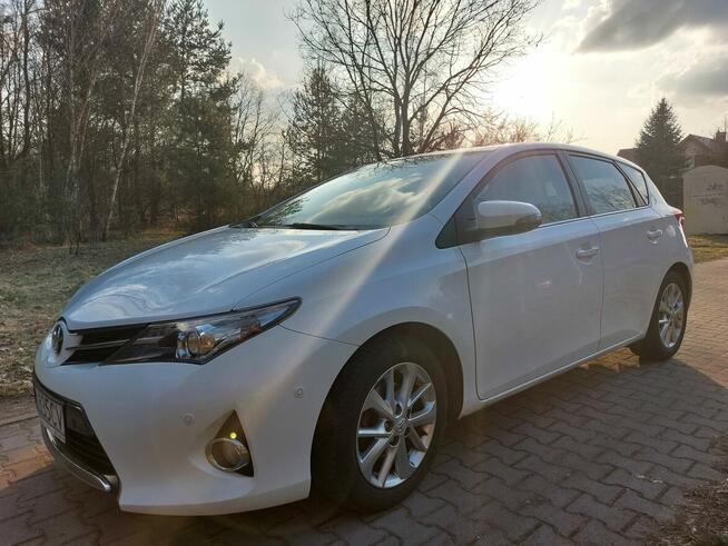 Sprzedam Toyota Auris 1.33 wersja Premium Wrocław - zdjęcie 6