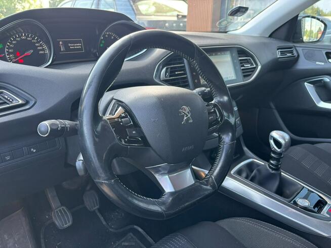 Peugeot 308 1.2 PureTech 130km FULL LED kamera NAVI serwis 2016 Tychy - zdjęcie 6