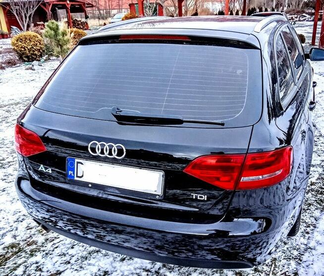 Audi a4 B8 kombi  model 2011 Dzierżoniów - zdjęcie 7