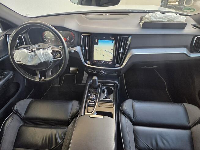 Volvo V60 2.0 Plug-in * AWD * kamera * navi * LEDY * R-DESING Raba Niżna - zdjęcie 9