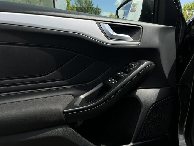 Ford Focus Cool&amp;Connect 1.0 EcoBoost 125 KM Warszawa - zdjęcie 12