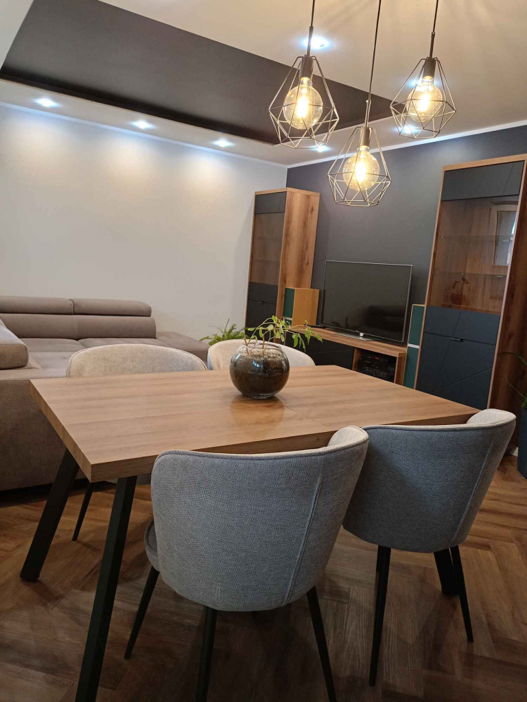 Sprzedam mieszkanie 52m2 Konstantynów - zdjęcie 1