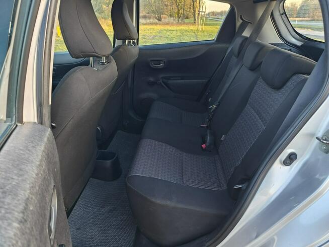 Toyota Yaris Karczew - zdjęcie 11