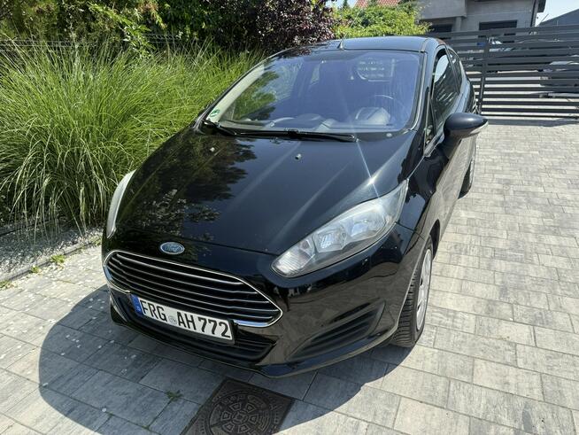 Ford Fiesta jak nowa !!! Niski oryginalny przebieg !!! Poznań - zdjęcie 1