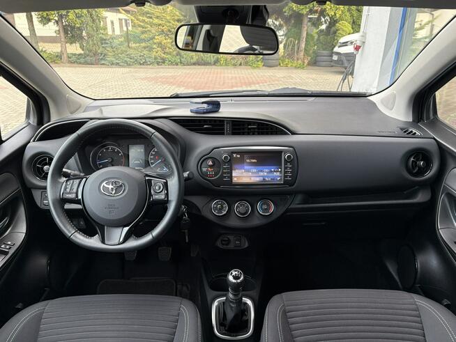 Toyota Yaris 1.5 Kamera, Podgrzewane fotele Tarnowskie Góry - zdjęcie 11