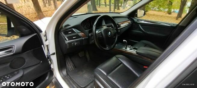 BMW X5 xDrive50i Kraków - zdjęcie 11