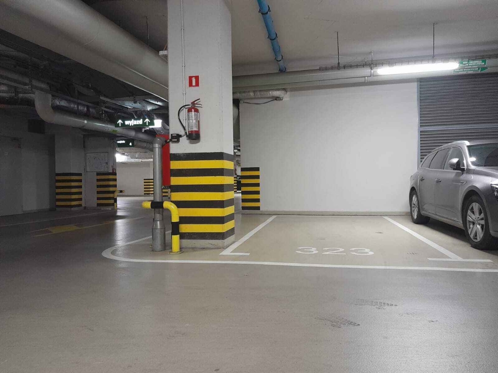 Miejsce w garażu (18 m2) ok. Powstańców Śląskich SKY TOWER (Wrocław) Krzyki - zdjęcie 2