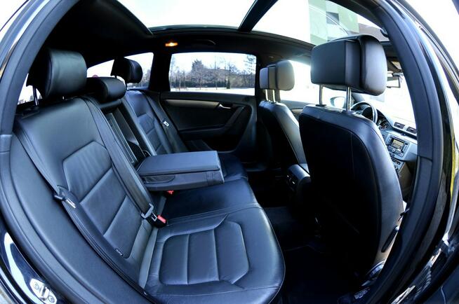Volkswagen Passat 2.0Tdi 140KM Full Opcja Skóra Panorama Grzane Fotele Płock - zdjęcie 11
