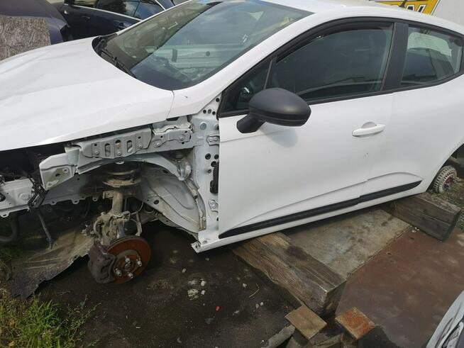 Renault Clio Ostrów Wielkopolski - zdjęcie 6