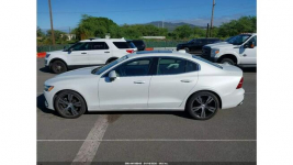 Volvo S60 / T5 INSCRIPTION / niski przebieg / Tarnów - zdjęcie 5
