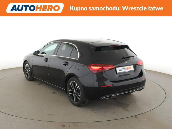 Mercedes A 180 automat virtual navi kamera grzane fotele full led Warszawa - zdjęcie 4