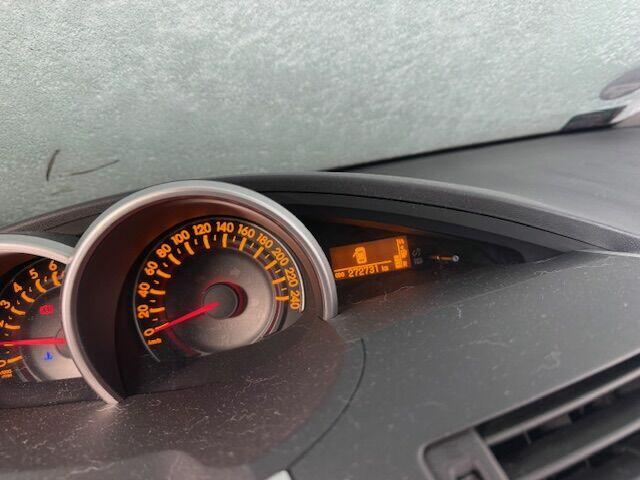 TOYOTA Verso 1.8 2010 r. od syndyka Warszawa - zdjęcie 4