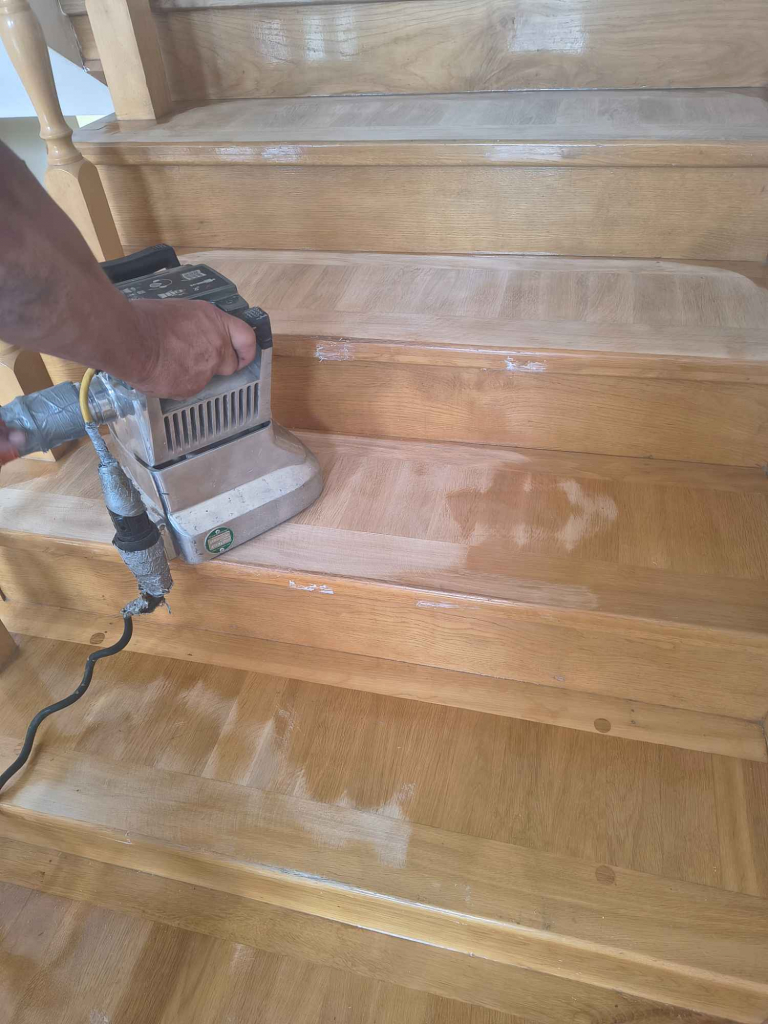 Cyklinowanie podłóg renowacja schodów tarasów inne usługi stolarskie Głuchów - zdjęcie 2