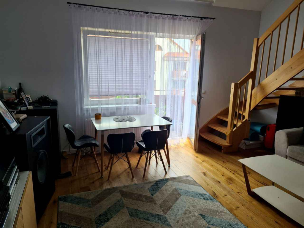 4pok, 94met, Okolice Ołtaszyńskiej 2 POZIOMY/GARAŻ (Wrocław) Krzyki - zdjęcie 1