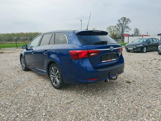 Toyota Avensis Rawa Mazowiecka - zdjęcie 3