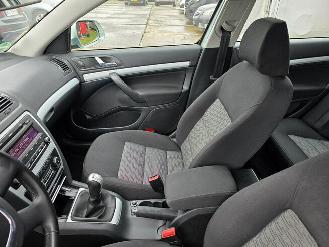Škoda Octavia 1.8 TSI 160 KM 4x4 • Benzyna • Manual • Kombi Kraków - zdjęcie 11
