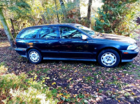 Sprzedam Volvo V40 sprawny długie opłaty
