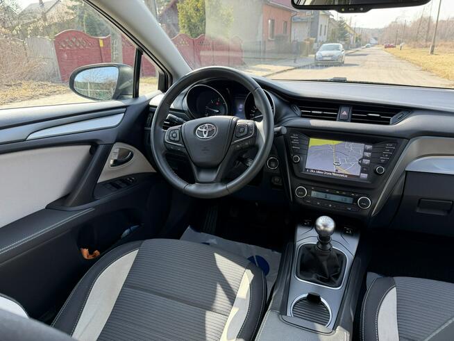 Toyota Avensis 2.0 D-4D Edition S Jaworzno - zdjęcie 7