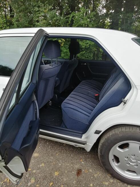 Mercedes w124 Skoczów - zdjęcie 6