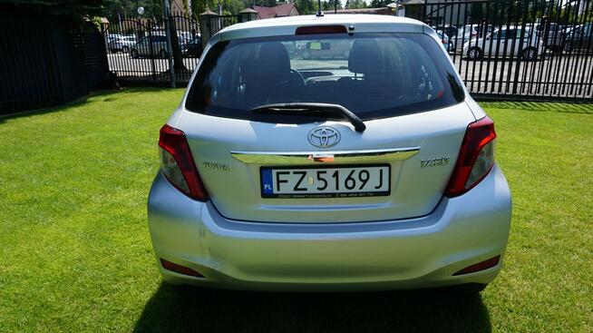 Toyota Yaris Polski salon super i stan. Gwarancja Zielona Góra - zdjęcie 6