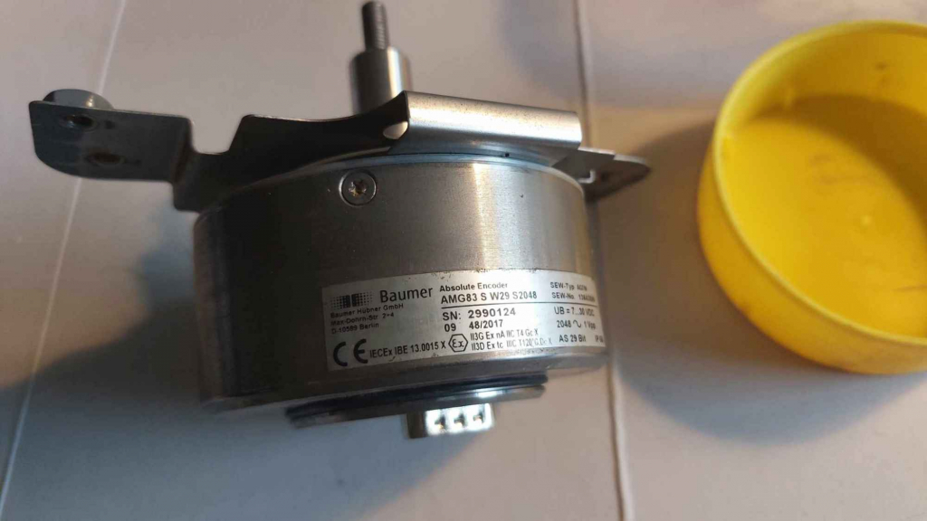 SEW Typ EG7S Absolute encoder AMG83 S W29 S2048 Baumer Enkoder Dąbrowa Górnicza - zdjęcie 3