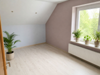 Rodzinny dom z ogrodem, garażem i fotowoltaiką . Dąbrowa - zdjęcie 9