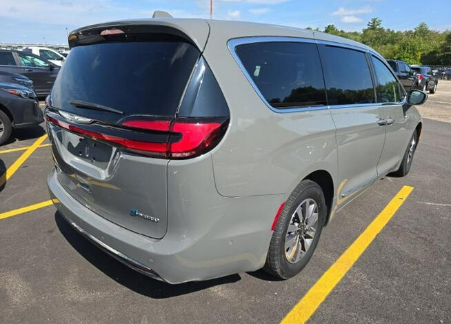 Chrysler Pacifica LIMITED / Hybryda / niski przebieg Tarnów - zdjęcie 4
