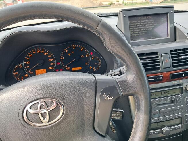 Toyota Avensis 2.0 D-4D Ostrołęka - zdjęcie 7