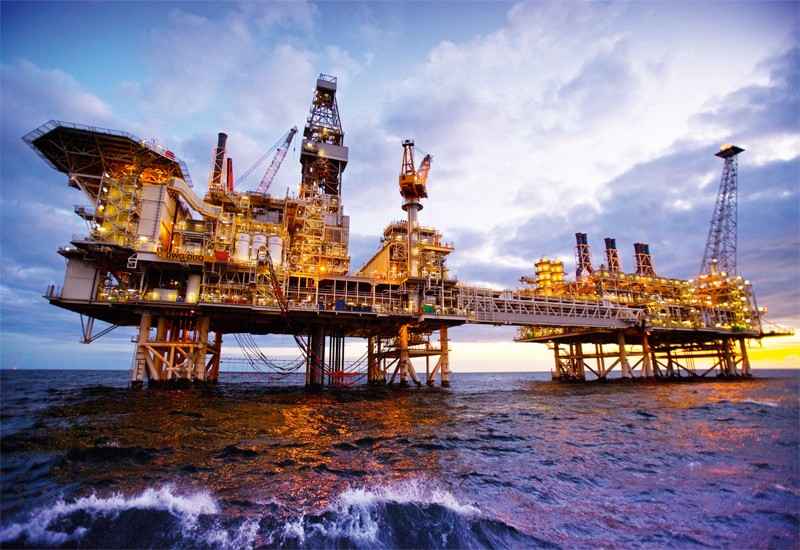 platformy wiertnicze , terminale przesyłowe , statki oil/gas . Gdynia - zdjęcie 1