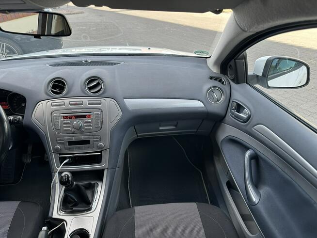 Mondeo z Niemiec 2.0 B 145km Mega Zadbany Piękne wnętrze Serwis Klim S Bydgoszcz - zdjęcie 9